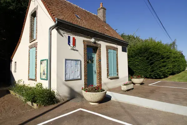 Borne de Recharge 72 Installateur borne de recharge Champrond